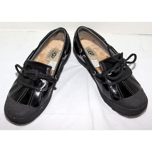 UGG Ashdale Duck Shoes Women's‎ 6 Black Patent Leather Shearling Lined 1901 - Picture 2 of 8